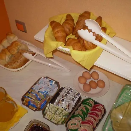 ベッド・アンド・ブレックファスト Erik Adults Only 3*