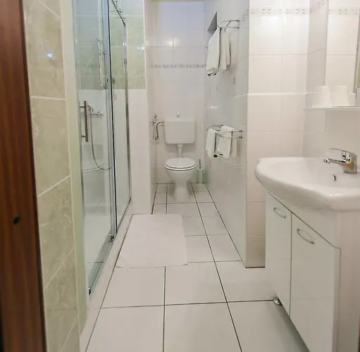 Erik Adults Only Bed & Breakfast