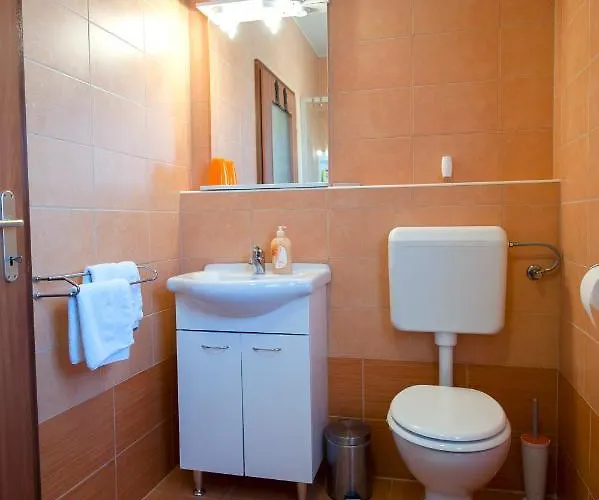 Erik Adults Only Rovinj