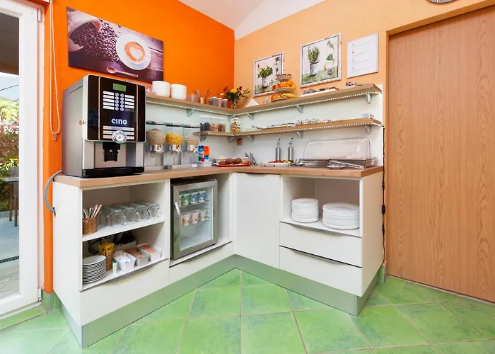 Erik Adults Only Bed & Breakfast 3*