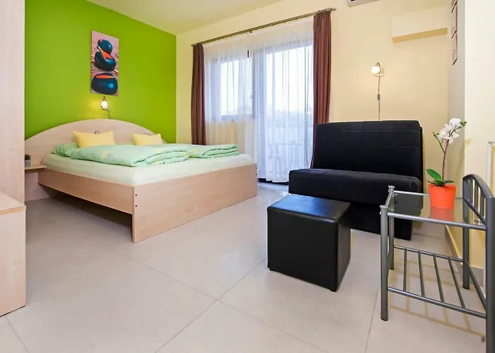 Erik Adults Only Bed & Breakfast 3*